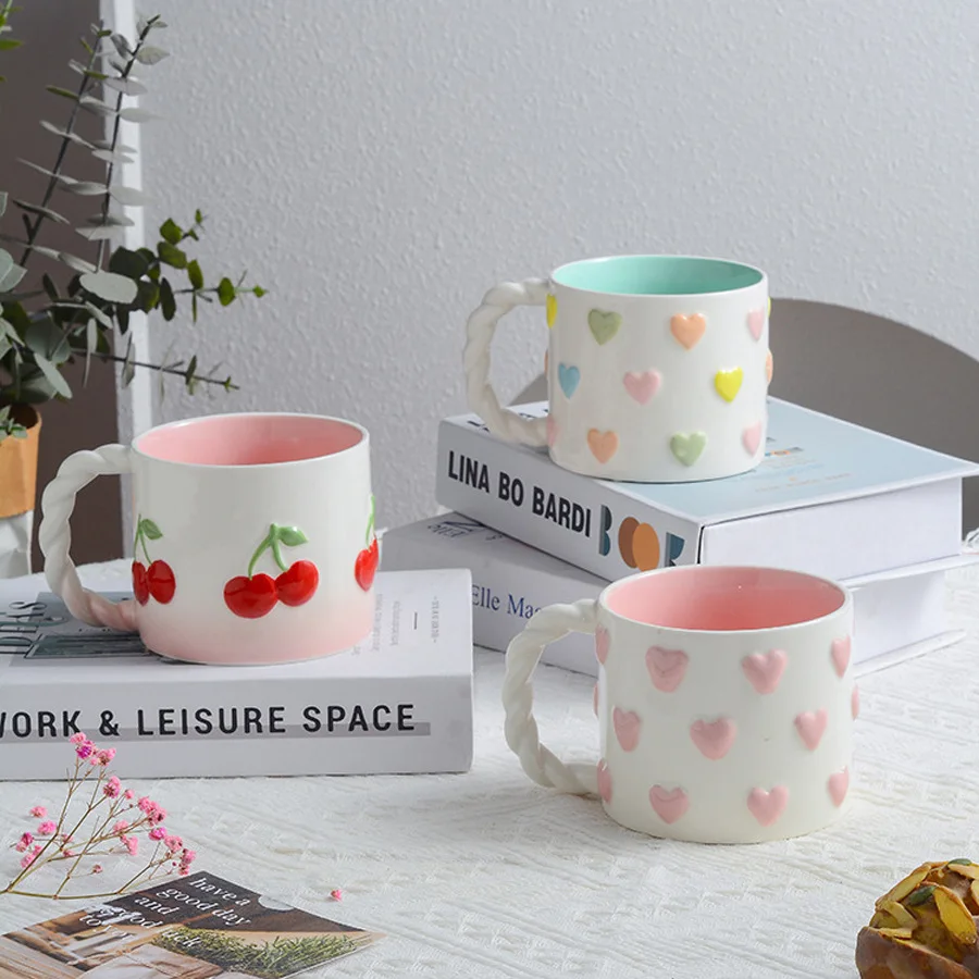 Керамическая кружка Cherry Love с ручной росписью под глазурью, креативная витая кофейная чашка, чашка для завтрака
Керамическая кружка Cherry Love с ручной росписью под глазурью, креативная витая кофейная чашка, чашка для завтрака