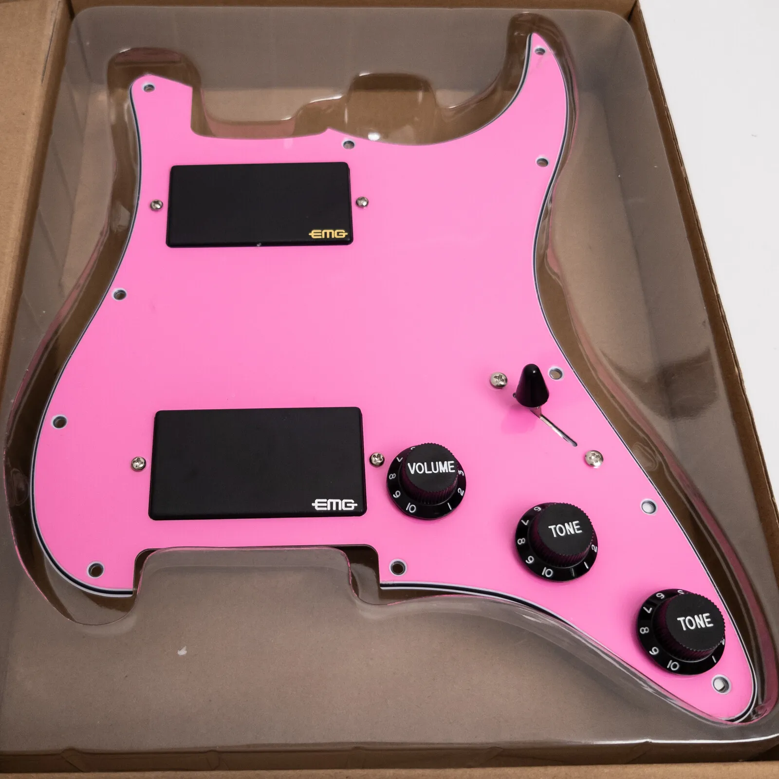 HH Prewired Loaded Pickguard Humbucker Active Pickup for ST Guitar
HH Prewired Loaded Pickguard Humbucker Active Pickup for ST Guitar