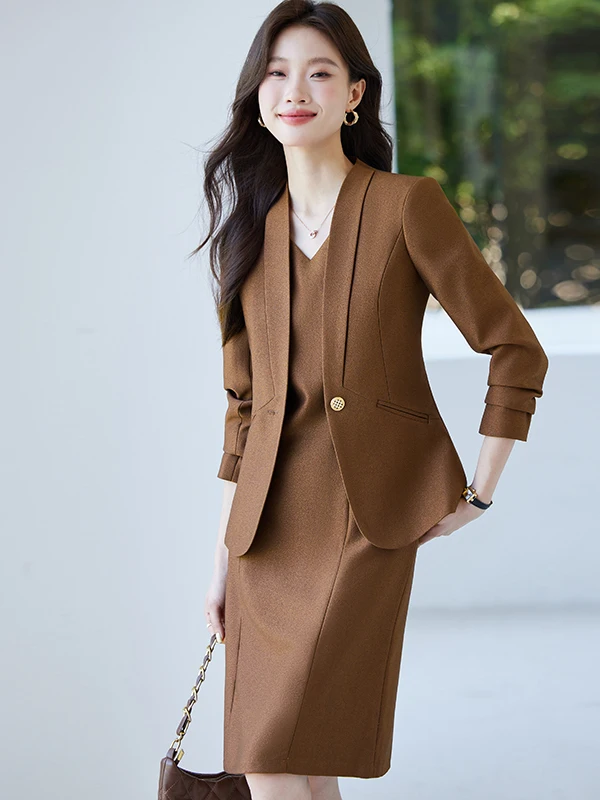 Elegant Business Women's Suit Set Sleeveless Neckless Dress Two-Piece Set for Autumn Long Sleeve Polyester Professional Skirt...
Elegant Business Women's Suit Set Sleeveless Neckless Dress Two-Piece Set for Autumn Long Sleeve Polyester Professional Skirt...