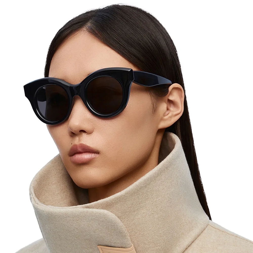 Luxury Band Unique Design Butterfly Style Sunglasses For Women Classic Color Scheme Hand Made Acetate Frame Customizable lenses
Luxury Band Unique Design Butterfly Style Sunglasses For Women Classic Color Scheme Hand Made Acetate Frame Customizable lenses
