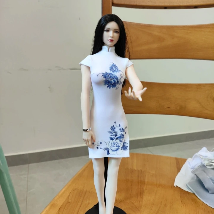 1/6 Scale Elasticity Printed Pattern Chinese Cheongsam Dress Clothes for 12" Phicen Tbleague S38/39/35/34/42/43 Body Female Doll
1/6 Scale Elasticity Printed Pattern Chinese Cheongsam Dress Clothes for 12" Phicen Tbleague S38/39/35/34/42/43 Body Female Doll