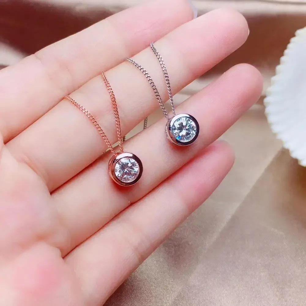 Classic Moissanite Pendant Necklace High Jewelry Sparkling Natural Stone S925 Sterling Silver Woman
Classic Moissanite Pendant Necklace High Jewelry Sparkling Natural Stone S925 Sterling Silver Woman