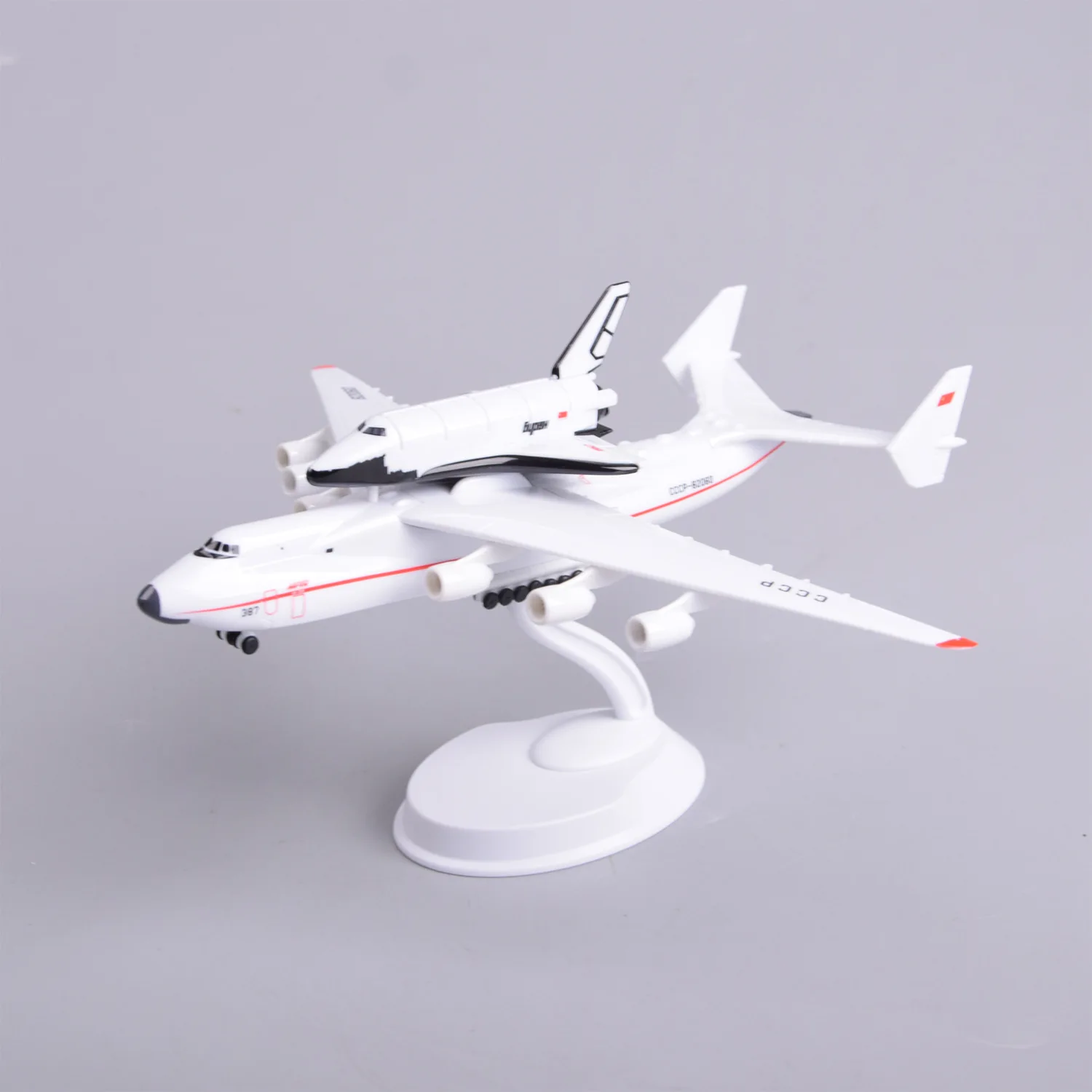 Diecast 1:400 Scale CCCP-82060 Buran Space Shuttle Large Transport Aircraft Display Aviation Commemorative Collection Gift Toy p
Diecast 1:400 Scale CCCP-82060 Buran Space Shuttle Large Transport Aircraft Display Aviation Commemorative Collection Gift Toy p