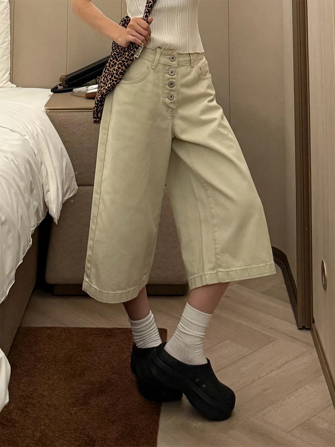 Summer New plus Size BF Lazy Style Thin Khaki Denim Seven-Foot Pants Women's Slim Version Loose Wide Leg Jeans High Waist
Summer New plus Size BF Lazy Style Thin Khaki Denim Seven-Foot Pants Women's Slim Version Loose Wide Leg Jeans High Waist