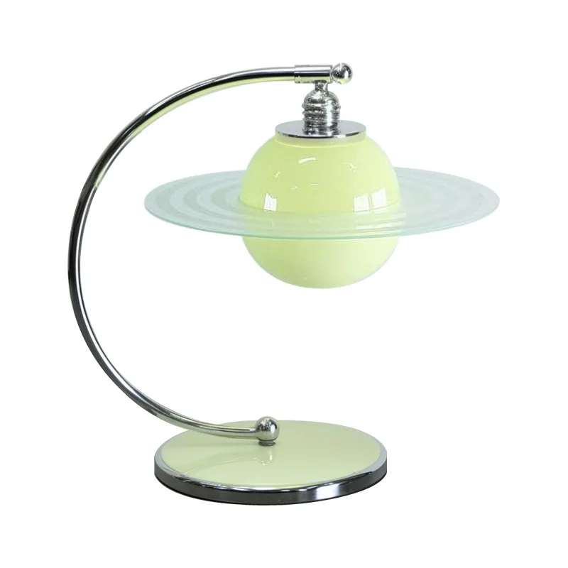 Retro lighting for a high-end bedside desk lamp
Retro lighting for a high-end bedside desk lamp
