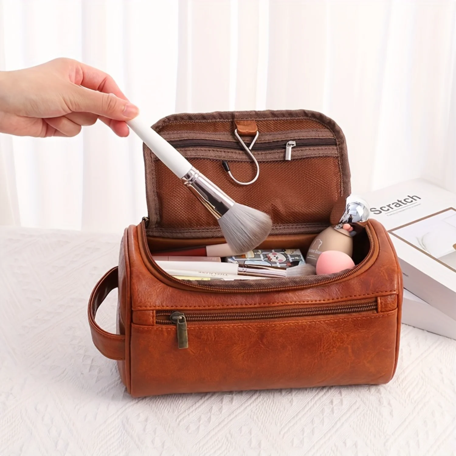 Retro Faux Leather Cosmetic Bag, Portable Travel Toiletry Bag, Waterproof Makeup Bag
Retro Faux Leather Cosmetic Bag, Portable Travel Toiletry Bag, Waterproof Makeup Bag