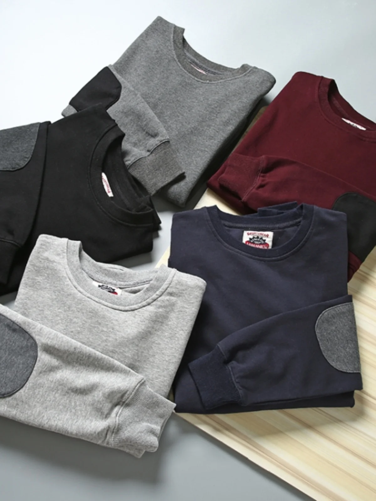 Men's Pure Cotton Long Sleeve Hoodie Overhead Modern Style Fashion Urban Loose Fit Autumn Winter New Arrival 5 Colors Available
Men's Pure Cotton Long Sleeve Hoodie Overhead Modern Style Fashion Urban Loose Fit Autumn Winter New Arrival 5 Colors Available
