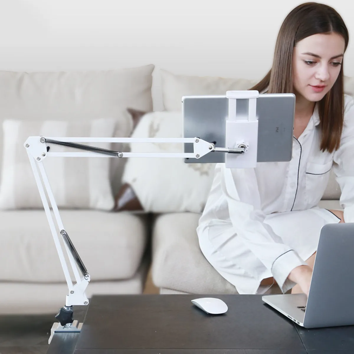 Металлическая настольная подставка с гибким кронштейном для телефона, регулируемый зажим-держатель, универсальное крепление для планшета и телефона с длинным гибким кронштейном
Металлическая настольная подставка с гибким кронштейном для телефона, регулируемый зажим-держатель, универсальное крепление для планшета и телефона с длинным гибким кронштейном