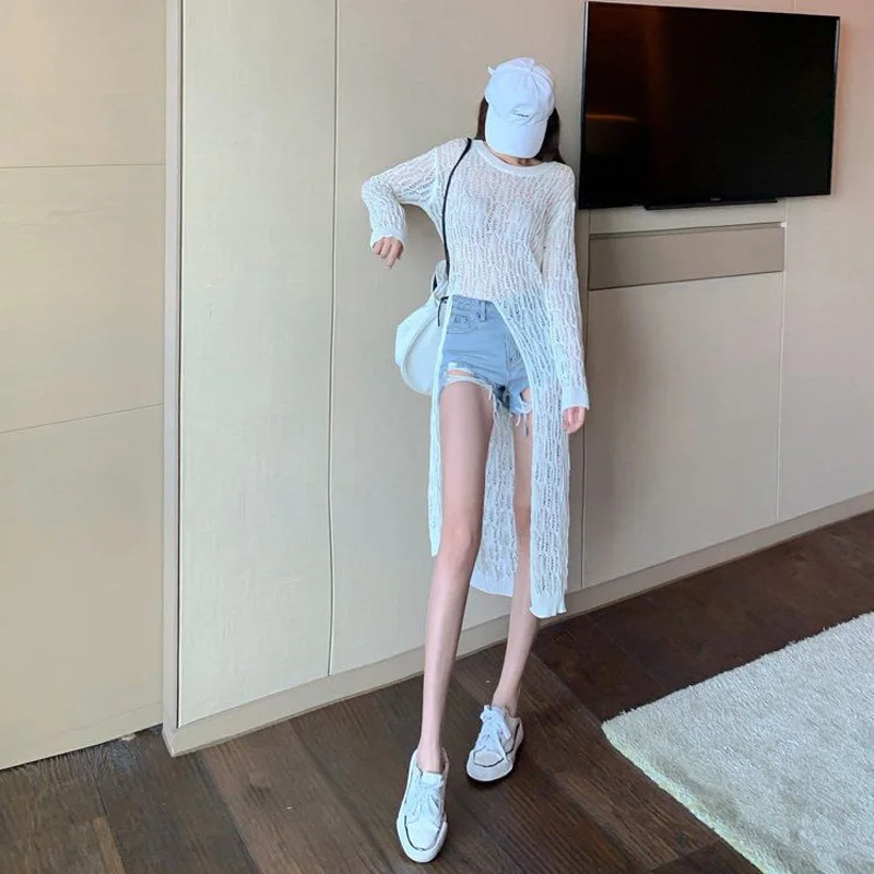 Summer New Thin Knitting Hollow Out Top T Shirt Long Sleeve Round Neck Solid Split Hem Pullovers Casual Fashion Women Clothing
Summer New Thin Knitting Hollow Out Top T Shirt Long Sleeve Round Neck Solid Split Hem Pullovers Casual Fashion Women Clothing