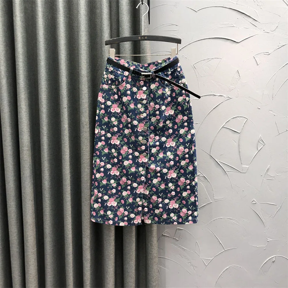 Hot Selling New Floral Pattern Denim Skirt Fashion A Line Midi Skirt Casual Summer High Waist Mid Length Half Dresses For Women
Hot Selling New Floral Pattern Denim Skirt Fashion A Line Midi Skirt Casual Summer High Waist Mid Length Half Dresses For Women