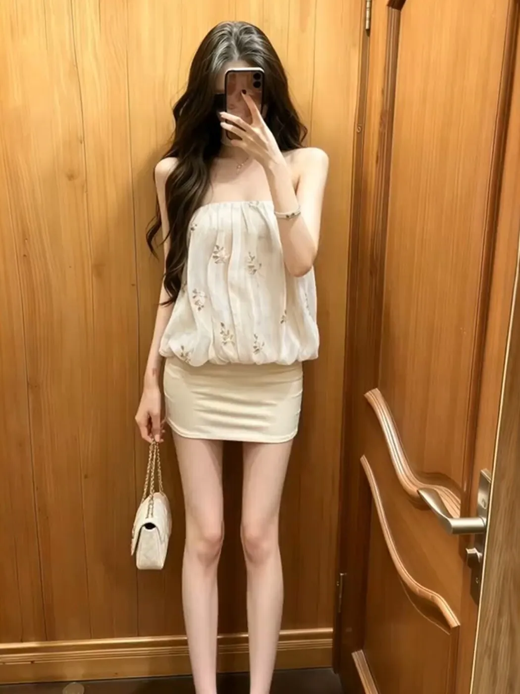 Sexy Embroidered Waist-Cinching Bandeau Dress Women's Summer Slimming Short Skirt Soft Feel No Stretch City Walk Casual Wear
Sexy Embroidered Waist-Cinching Bandeau Dress Women's Summer Slimming Short Skirt Soft Feel No Stretch City Walk Casual Wear