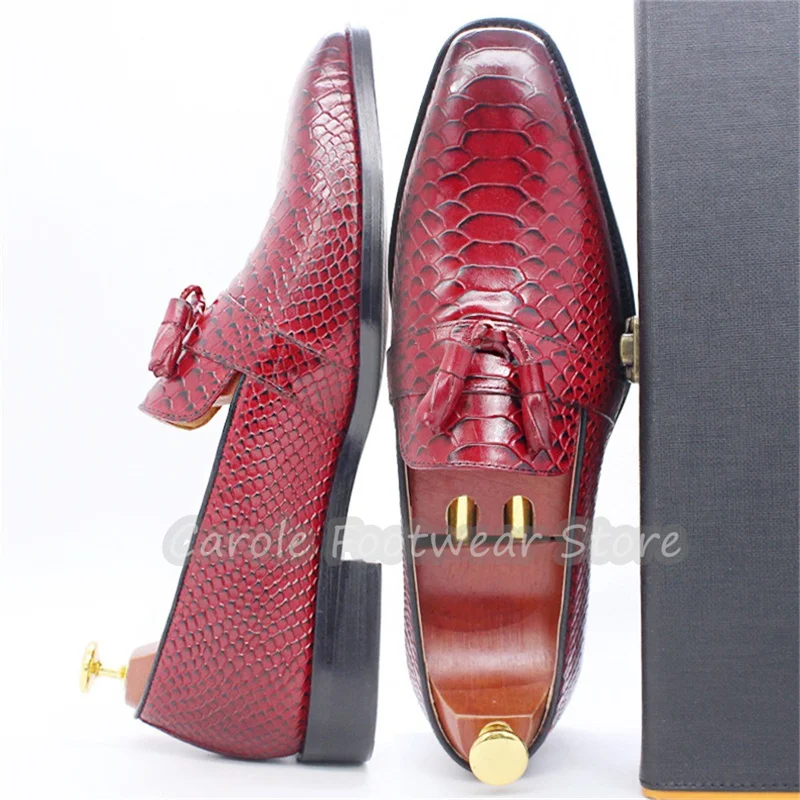 Handmade Genuine Leather Embroidery Loafers for Men Rivet Decor Metal Square Toe Chunky Heel Derby Shoes Male Dress Shoes
Handmade Genuine Leather Embroidery Loafers for Men Rivet Decor Metal Square Toe Chunky Heel Derby Shoes Male Dress Shoes