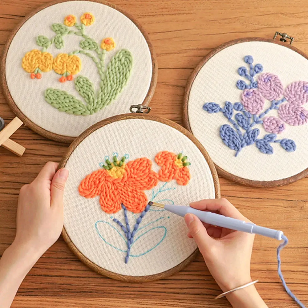 Sewing Tool Round Wooden Color Embroidery Hoops Frame Set Plastic Embroidery Hoop Rings For DIY Cross Stitch Needle Craft Tool
Sewing Tool Round Wooden Color Embroidery Hoops Frame Set Plastic Embroidery Hoop Rings For DIY Cross Stitch Needle Craft Tool