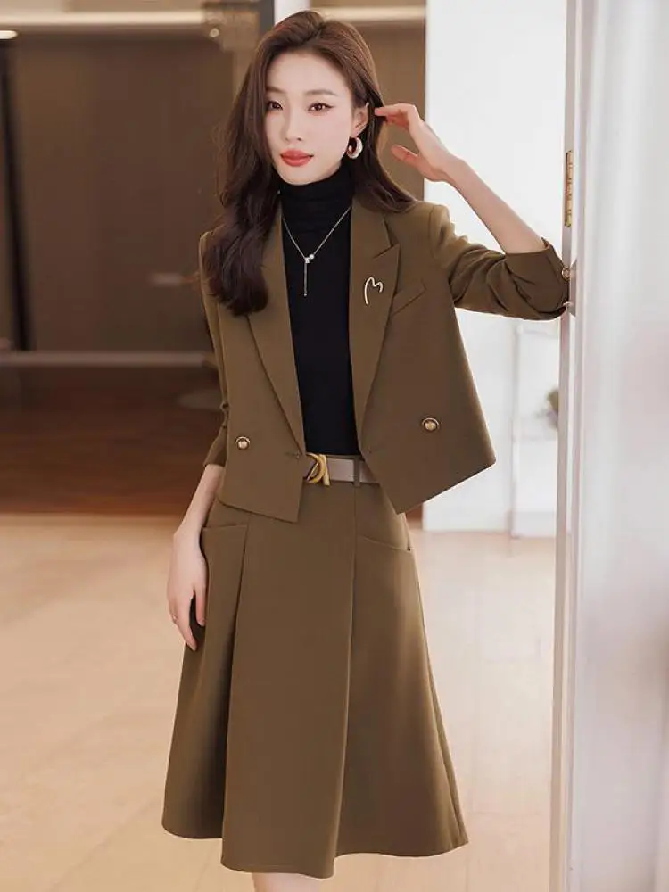 Solid Sweet Office Lady Elegant 2 Piece Set Women Outfits Spring Autumn Vintage Cropped Blazer Jacket And Slim Midi Skirts Suit
Solid Sweet Office Lady Elegant 2 Piece Set Women Outfits Spring Autumn Vintage Cropped Blazer Jacket And Slim Midi Skirts Suit