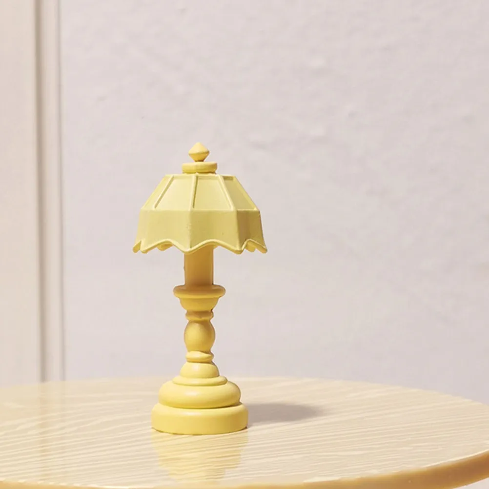 2Pcs Mini House Table Lamp Alloy Decorative Light Creative Miniature Desktop Lamp for Micro Landscape Scene Mini Light Ornament
2Pcs Mini House Table Lamp Alloy Decorative Light Creative Miniature Desktop Lamp for Micro Landscape Scene Mini Light Ornament