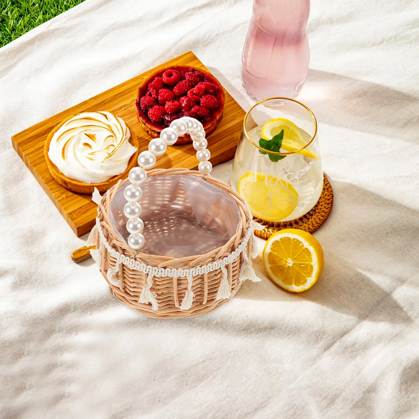 1pcs Cute Wicker Flower Girl For Weddings With Simulated Pearl Handle Lightweight Portable Picnic Harvest Container Small Garden
1pcs Cute Wicker Flower Girl For Weddings With Simulated Pearl Handle Lightweight Portable Picnic Harvest Container Small Garden