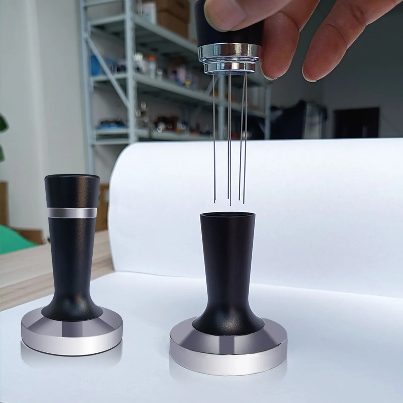 2 in 1 Coffee Tamper Stirrer Set Flat Base Ergonomic Handle Stainless Steel Aluminum Alloy and Distributor 51mm/2in
2 in 1 Coffee Tamper Stirrer Set Flat Base Ergonomic Handle Stainless Steel Aluminum Alloy and Distributor 51mm/2in