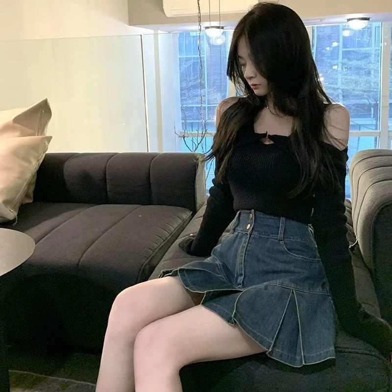 Gyaru Women's Denim Skirt Chubby High Waist Female Jeans Skirts Tight Ruffle Wrap Summer 2024 Cheap Korean Style Luxury Elegant
Gyaru Women's Denim Skirt Chubby High Waist Female Jeans Skirts Tight Ruffle Wrap Summer 2024 Cheap Korean Style Luxury Elegant