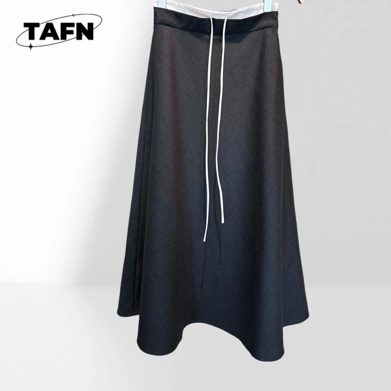 Women Fashion Skirt Minimal Design Midi Length Elegant Ladies Skirt Minimal Fit Midi Length Women Elegant Skirt BA0977
Women Fashion Skirt Minimal Design Midi Length Elegant Ladies Skirt Minimal Fit Midi Length Women Elegant Skirt BA0977