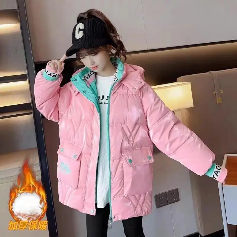 Модная детская одежда 2025 года, стильная повседневная хлопковая куртка для девочек, внешняя торговля, без рукавов, плотная зимняя бархатная куртка для девочек
Модная детская одежда 2025 года, стильная повседневная хлопковая куртка для девочек, внешняя торговля, без рукавов, плотная зимняя бархатная куртка для девочек