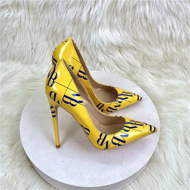 2026 New Letter Graffiti High Heels 12CM Thin Heeled Pointed Shallow Mouth Women Shoes Elegant Comfortable Banquet Single Shoes
2026 New Letter Graffiti High Heels 12CM Thin Heeled Pointed Shallow Mouth Women Shoes Elegant Comfortable Banquet Single Shoes