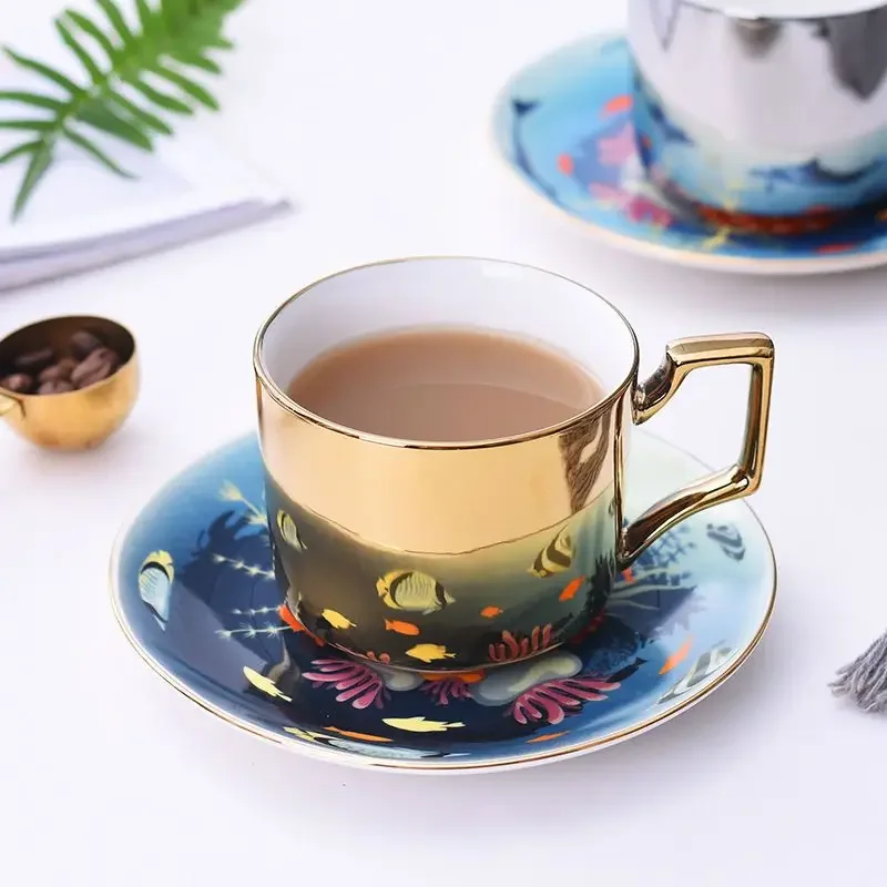 Gold-plated Ceramic Coffee Mug With Plate Creative and Personalized Afternoon Tea Cup Christmas Cups Cute Mugs Free Shipping Bar
Gold-plated Ceramic Coffee Mug With Plate Creative and Personalized Afternoon Tea Cup Christmas Cups Cute Mugs Free Shipping Bar