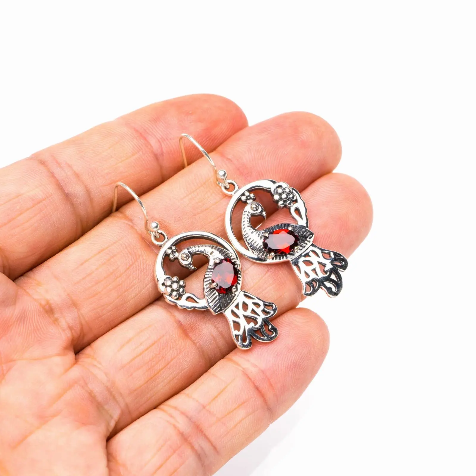 StarGems® Natural Garnet Peacock Handmade 925 Sterling Silver Earrings 1.75" E6160
StarGems® Natural Garnet Peacock Handmade 925 Sterling Silver Earrings 1.75" E6160