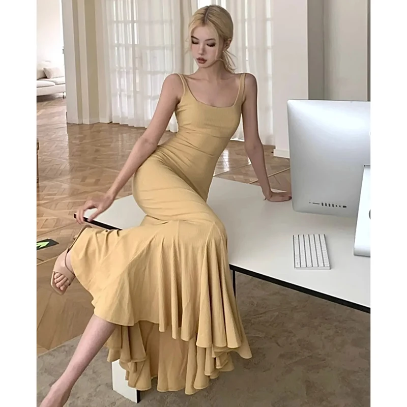 Gidyq Summer Women Mermaid Dress Hepburn Style Sexy Backless Midi Dresses Casual Streetwear Female Party Suspender Dress New
Gidyq Summer Women Mermaid Dress Hepburn Style Sexy Backless Midi Dresses Casual Streetwear Female Party Suspender Dress New