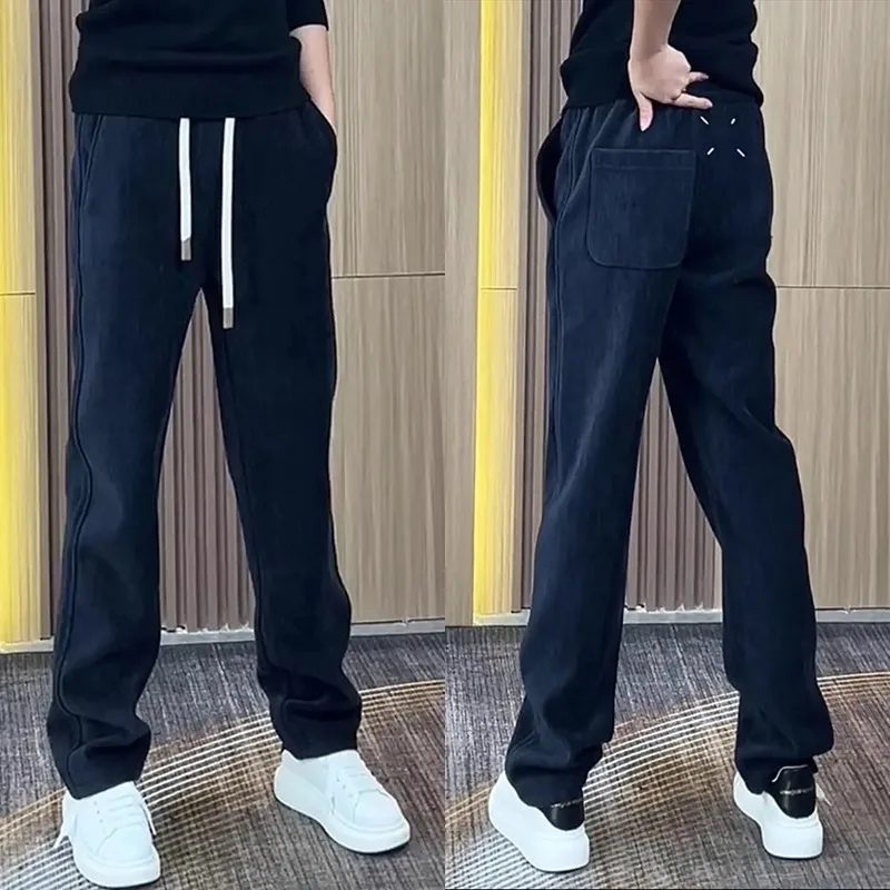 High-End Velvet Bla Straight Leg Faionable Sweatpants Men's Spring Autumn Winter Loose Wide Leg Dstring Casual Trouser...
High-End Velvet Bla Straight Leg Faionable Sweatpants Men's Spring Autumn Winter Loose Wide Leg Dstring Casual Trouser...