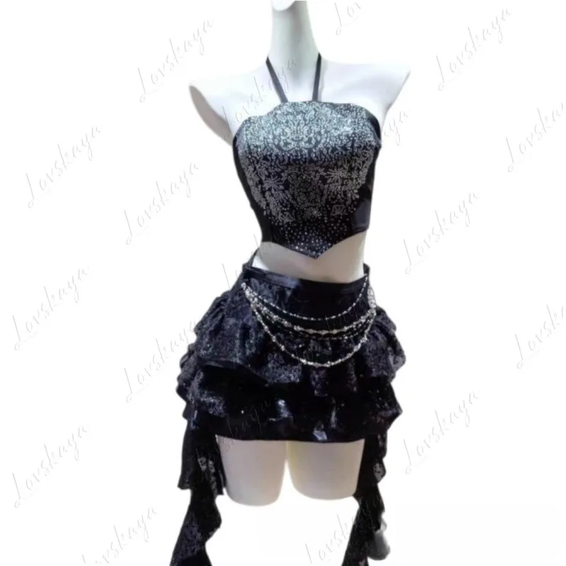 Trendy Black Sparkling Rhinestone Dance Suit Female Kpop Idol Stage Show Jazz Costume
Trendy Black Sparkling Rhinestone Dance Suit Female Kpop Idol Stage Show Jazz Costume