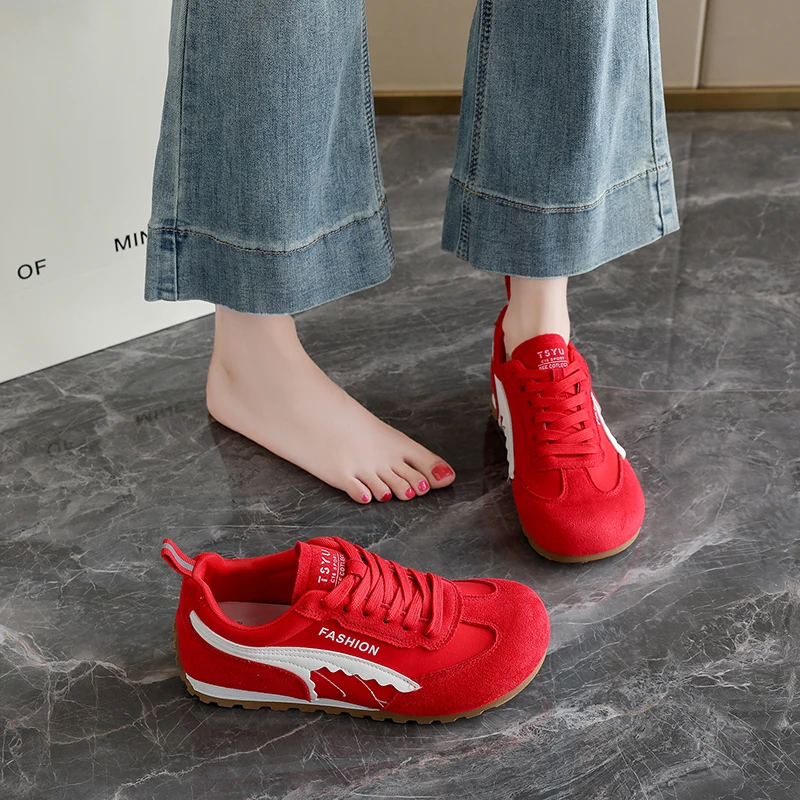 Breathable Mesh Platform Sneakers for Women 3cm Thick Sole Comfortable Walking Shoes Non Slip Fashion Athletic Footwear
Breathable Mesh Platform Sneakers for Women 3cm Thick Sole Comfortable Walking Shoes Non Slip Fashion Athletic Footwear