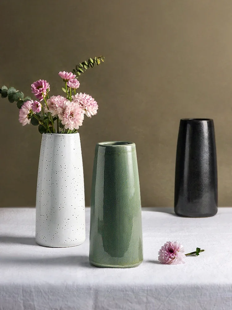 The product can be customized.Ceramic vintage vase Nordic minimalist creative flower ware living room flower arrangement
The product can be customized.Ceramic vintage vase Nordic minimalist creative flower ware living room flower arrangement