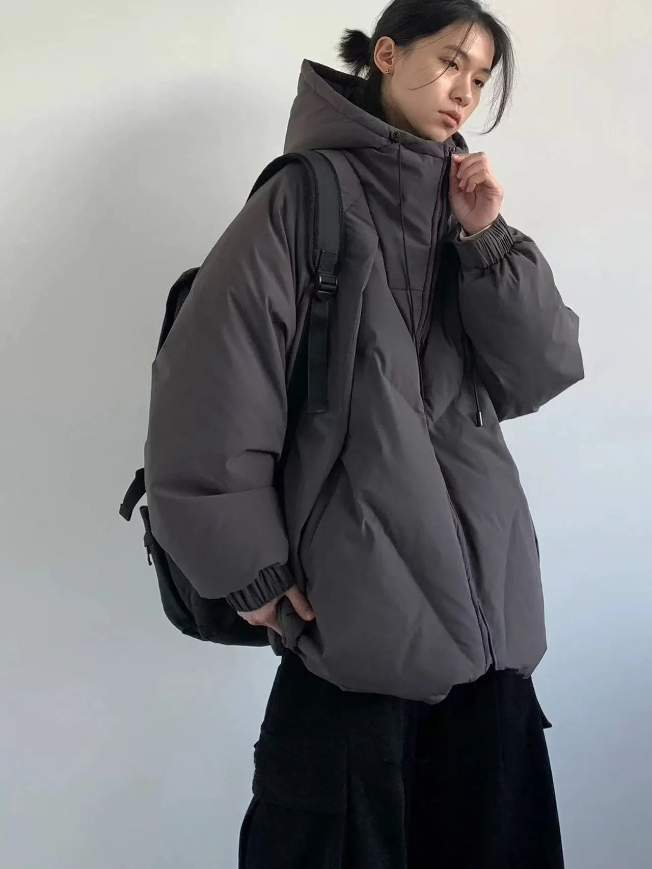 Теплое хлопковое повседневное зимнее пальто с капюшоном и длинной застежкой-молнией, однотонное молодежное пальто для отдыха
Теплое хлопковое повседневное зимнее пальто с капюшоном и длинной застежкой-молнией, однотонное молодежное пальто для отдыха