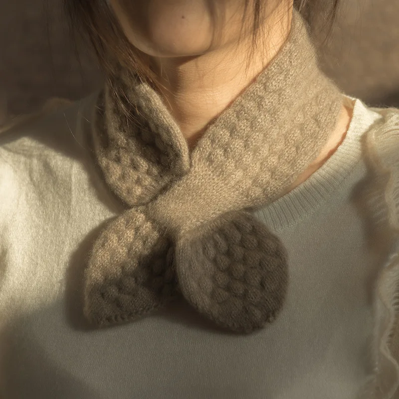 100% Cashmere Autumn And Winter New Women's Pure Color All-Matching Temperament Cashmere Scarf Warm And Thick Cross Neck
100% Cashmere Autumn And Winter New Women's Pure Color All-Matching Temperament Cashmere Scarf Warm And Thick Cross Neck