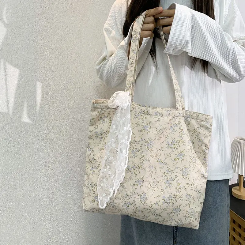 Original Small Floral Lace Casual Simple and Versatile Canvas Large Capacity Hand-Held Armpit Bag for Women
Original Small Floral Lace Casual Simple and Versatile Canvas Large Capacity Hand-Held Armpit Bag for Women