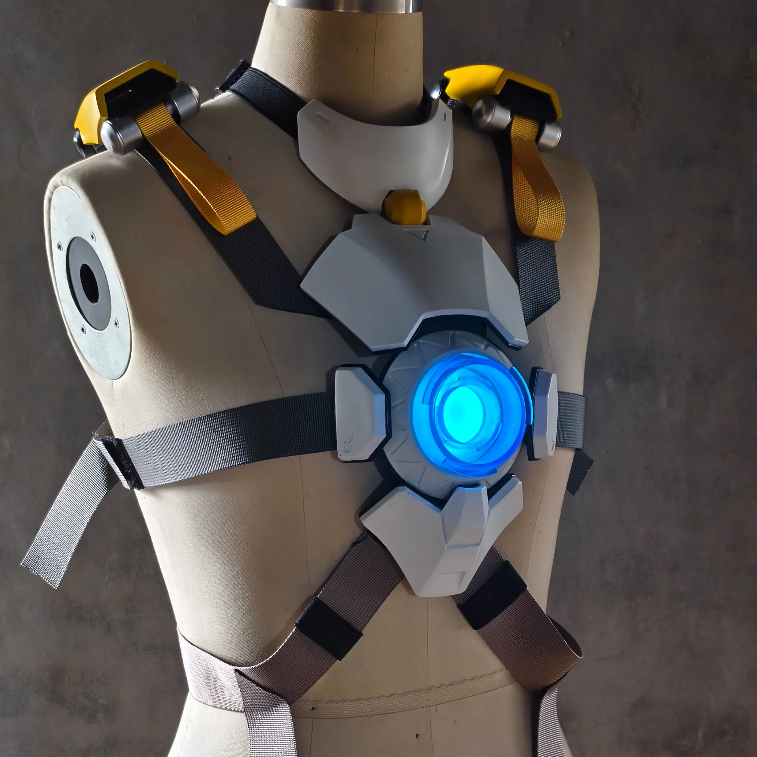 Lighting Over-watch 2 Tracer Full Body Armor Mask Glass Gloves Wearable Armor Prop Cosplay Costume
Lighting Over-watch 2 Tracer Full Body Armor Mask Glass Gloves Wearable Armor Prop Cosplay Costume
