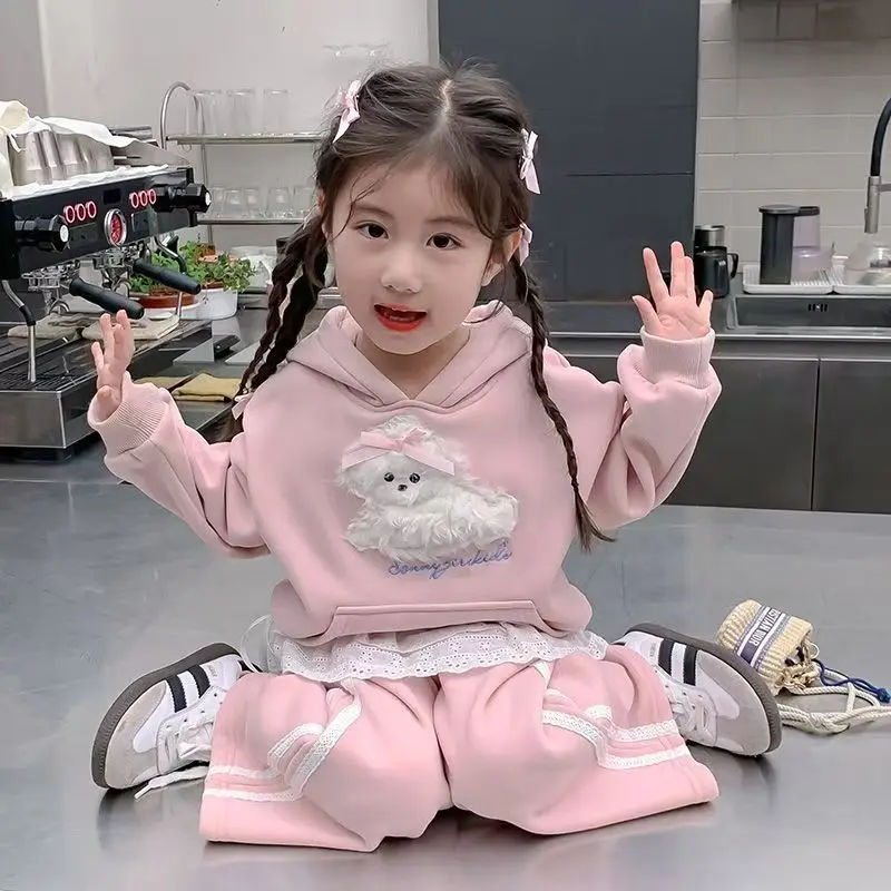 Girl Spring and Autumn Set 2025 New Girl Sweet Korean Hoodie Lace Spliced Pants Two Piece Set 90-140CM 
Girl Spring and Autumn Set 2025 New Girl Sweet Korean Hoodie Lace Spliced Pants Two Piece Set 90-140CM