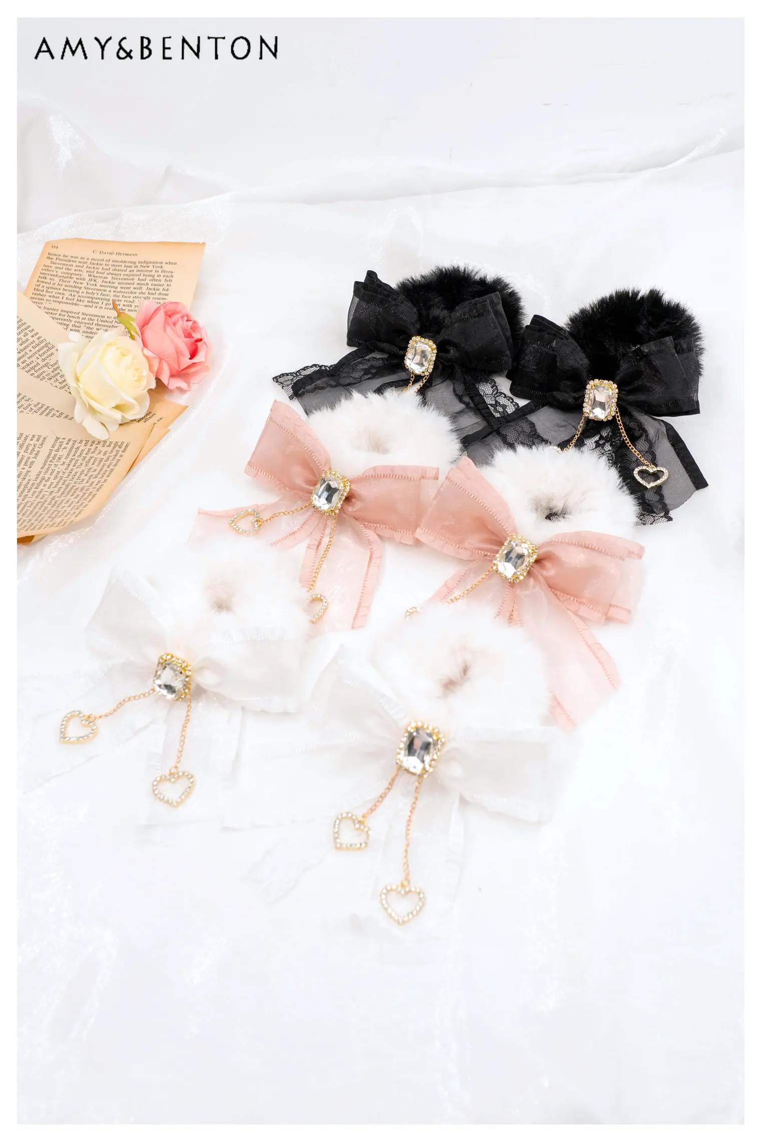 Japanese Bow Furry Hair Ring Women's Rhinestone Love Pendant Hair Clip Ladies Cute Mine Series Sweet Hair Accessories
Japanese Bow Furry Hair Ring Women's Rhinestone Love Pendant Hair Clip Ladies Cute Mine Series Sweet Hair Accessories