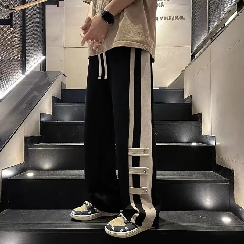 Summer Men's Straight Leg Loose Fit Color Block Casual Sweatpants High Street Fashion Trousers Teenager Comfortable Long Pants
Summer Men's Straight Leg Loose Fit Color Block Casual Sweatpants High Street Fashion Trousers Teenager Comfortable Long Pants