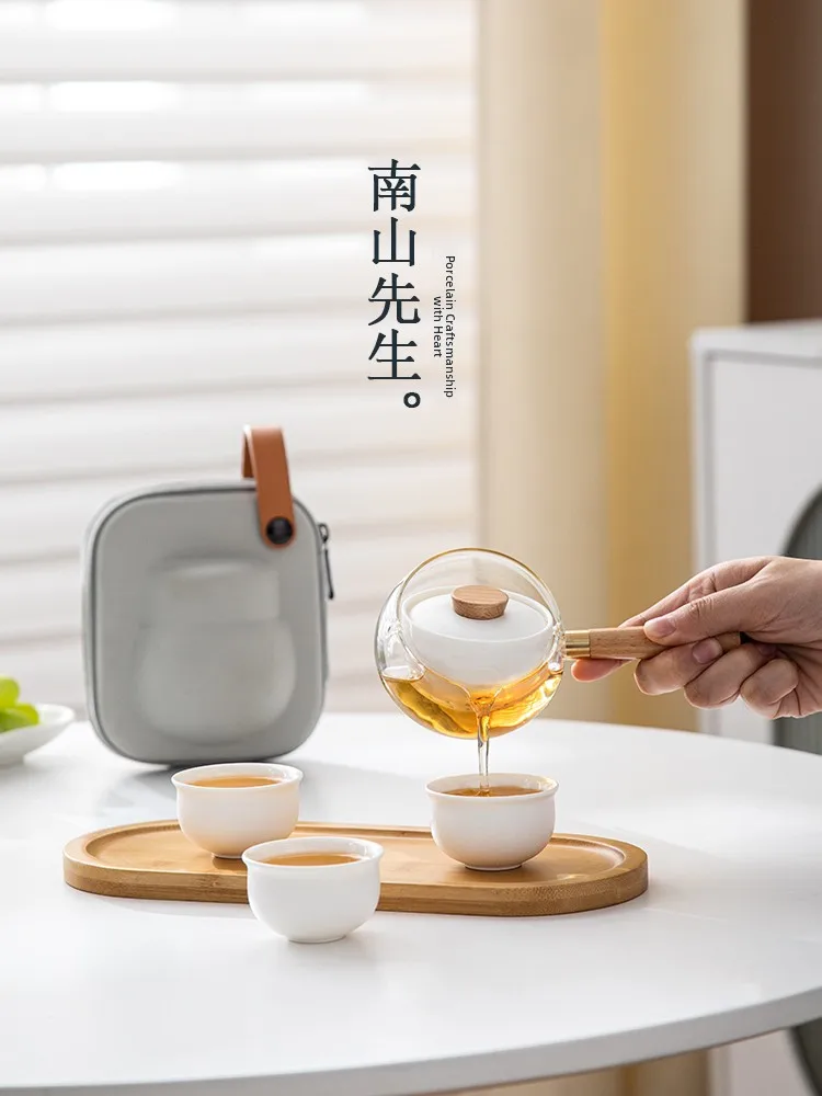 Portable Travel Tea Set Master Nanshan Bubble Happiness Outdoor Ceramic One Pot Three Cups Quick Guest Cup Set for Dining
Portable Travel Tea Set Master Nanshan Bubble Happiness Outdoor Ceramic One Pot Three Cups Quick Guest Cup Set for Dining