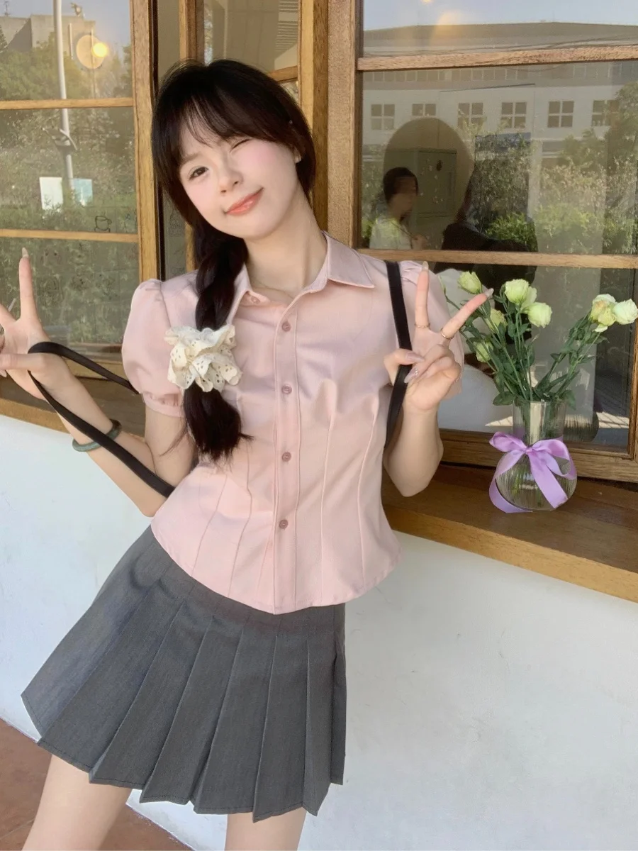 Новая летняя розовая женская блузка с воротником-стойкой, укороченная, приталенная, с коротким рукавом, модная, укороченная
Новая летняя розовая женская блузка с воротником-стойкой, укороченная, приталенная, с коротким рукавом, модная, укороченная