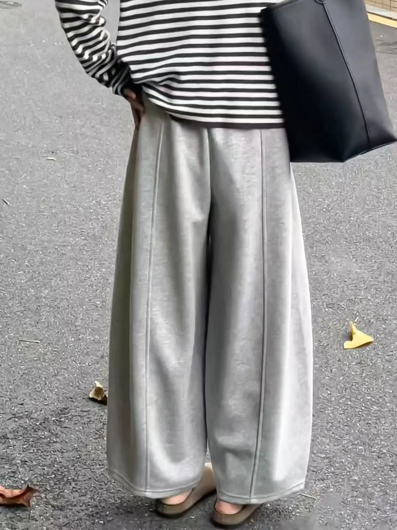 Gray High Waist Wide Leg Pants Women's Loose Casual Loose plus Size Nine Point Knife Casual Pants for plus Size Women
Gray High Waist Wide Leg Pants Women's Loose Casual Loose plus Size Nine Point Knife Casual Pants for plus Size Women