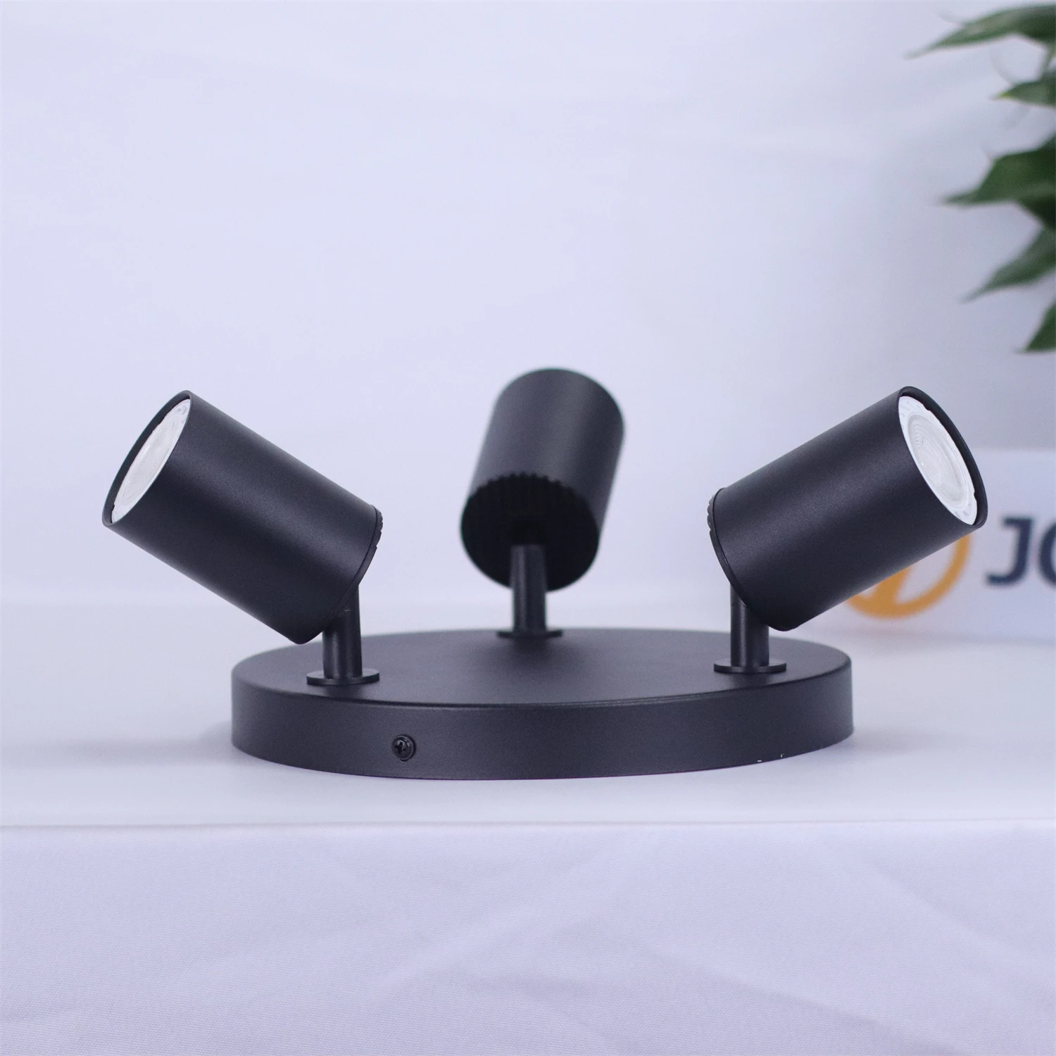 JOYINLED Потолочный держатель прожектора Потолочный держатель прожектора Вращающийся регулируемый цоколь лампы GU10 Держатель трекового светильника Потолочный светильник
JOYINLED Потолочный держатель прожектора Потолочный держатель прожектора Вращающийся регулируемый цоколь лампы GU10 Держатель трекового светильника Потолочный светильник