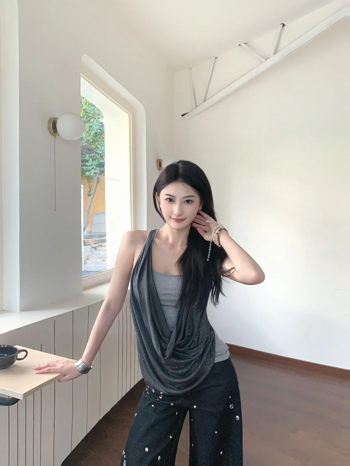 Sexy Slimming Crossbody Flashing Top Vest Sleeveless High Waist Long Pants Commute Style Fashion plus Size Women's Clothing
Sexy Slimming Crossbody Flashing Top Vest Sleeveless High Waist Long Pants Commute Style Fashion plus Size Women's Clothing