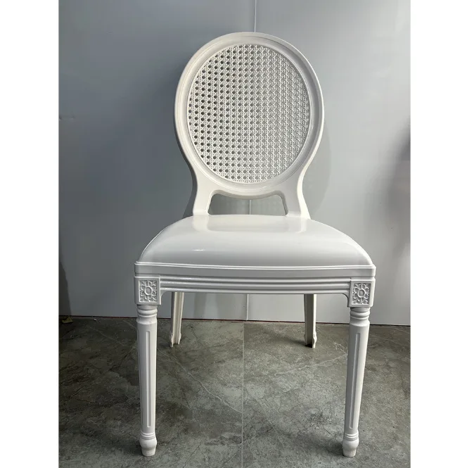 Factory direct sales plastic integrated molding hotel furniture drop-resistant chair modern simple back chai
Factory direct sales plastic integrated molding hotel furniture drop-resistant chair modern simple back chai