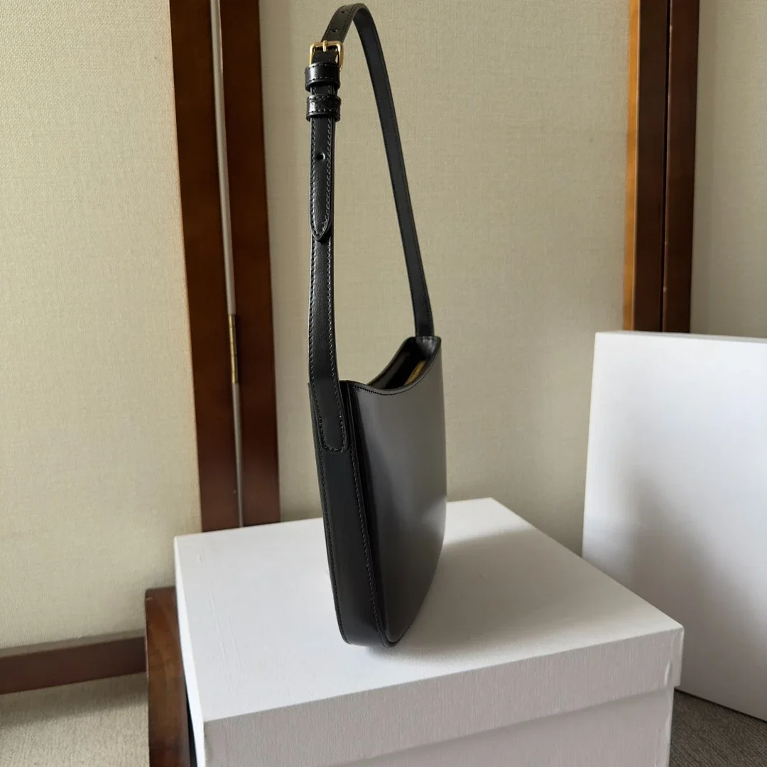 Luxury Designer Genuine Leather Handbags High Quality Women Wallet Ladies Famous Brand Crossbody Bag 2025 New Trend
Luxury Designer Genuine Leather Handbags High Quality Women Wallet Ladies Famous Brand Crossbody Bag 2025 New Trend