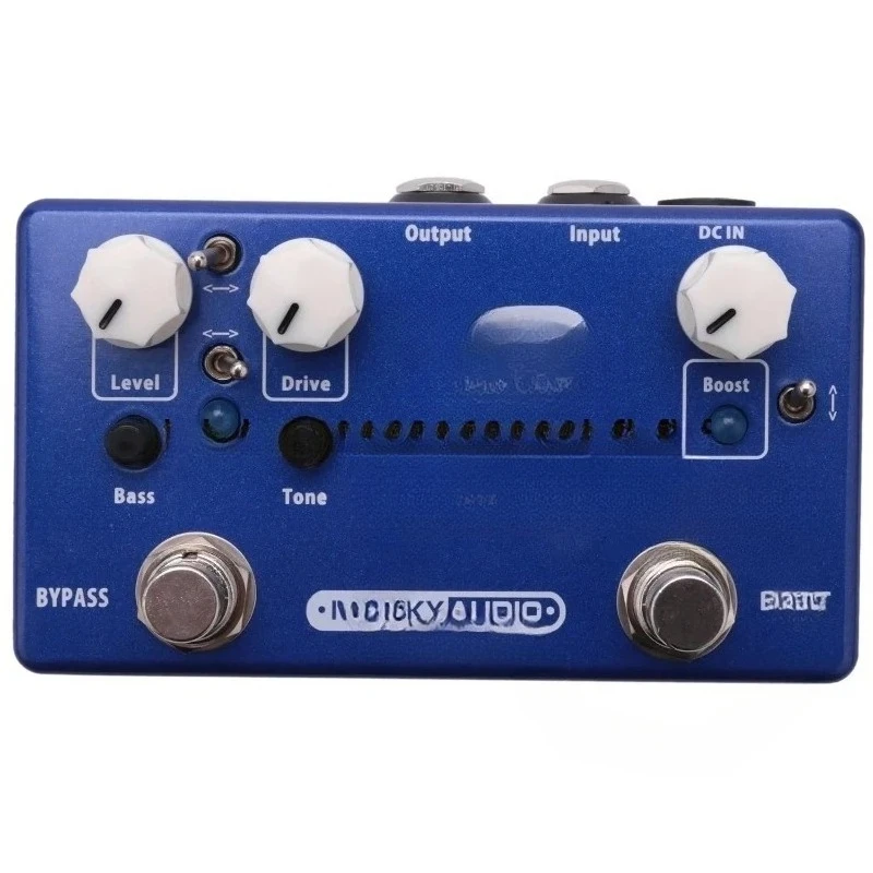 Suitable for preamplifier guitar pedal 2-in-1 metal shell, equipped with guitar accessories
Suitable for preamplifier guitar pedal 2-in-1 metal shell, equipped with guitar accessories