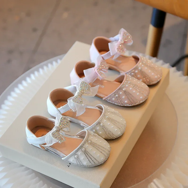 Girls Beach Shoes Sweet Ins Trendy Kids Half Sandals Mesh Lace Bow 2025 New Girls Princess Shoes Summer Dance Pu Leather Shoes
Girls Beach Shoes Sweet Ins Trendy Kids Half Sandals Mesh Lace Bow 2025 New Girls Princess Shoes Summer Dance Pu Leather Shoes