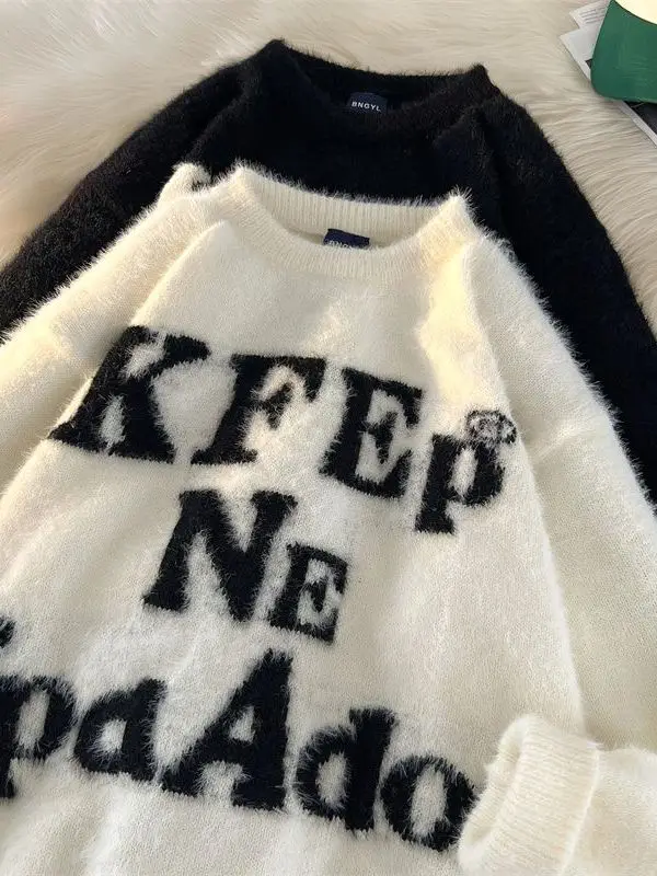 American Retro Letter Embroidery round Ne Pullover Sweater Men Women Trendy Lazy Knitted Sweater High-End Feeling Yarn Sweater
American Retro Letter Embroidery round Ne Pullover Sweater Men Women Trendy Lazy Knitted Sweater High-End Feeling Yarn Sweater