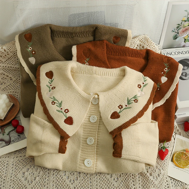 Vintage embroidery patchwork doll collar long sleeve knitwear for women Spring Autumn gentle lovely casual sweater coat top
Vintage embroidery patchwork doll collar long sleeve knitwear for women Spring Autumn gentle lovely casual sweater coat top